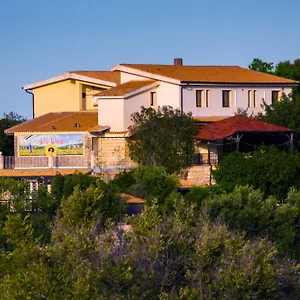 Fattoria Terra E Libertà Contrada Maeggio